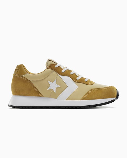 Converse Omega Trainer