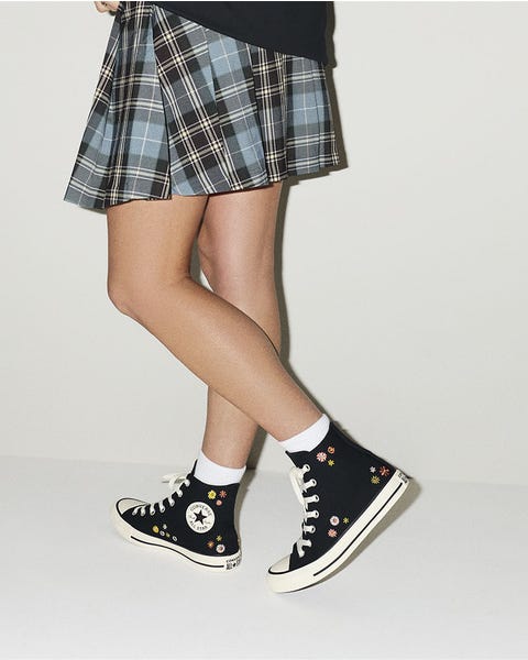 Chuck Taylor All Star Embroidered Florals