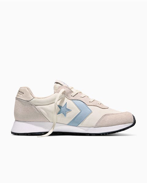 Converse Omega Trainer